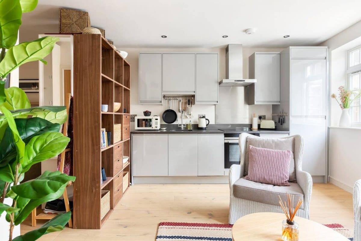 Large Luxury Studio In Heart Of Richmond Richmond  Extérieur photo